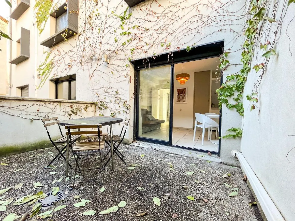 Suite Cumba Villeurbanne 0*,  France
